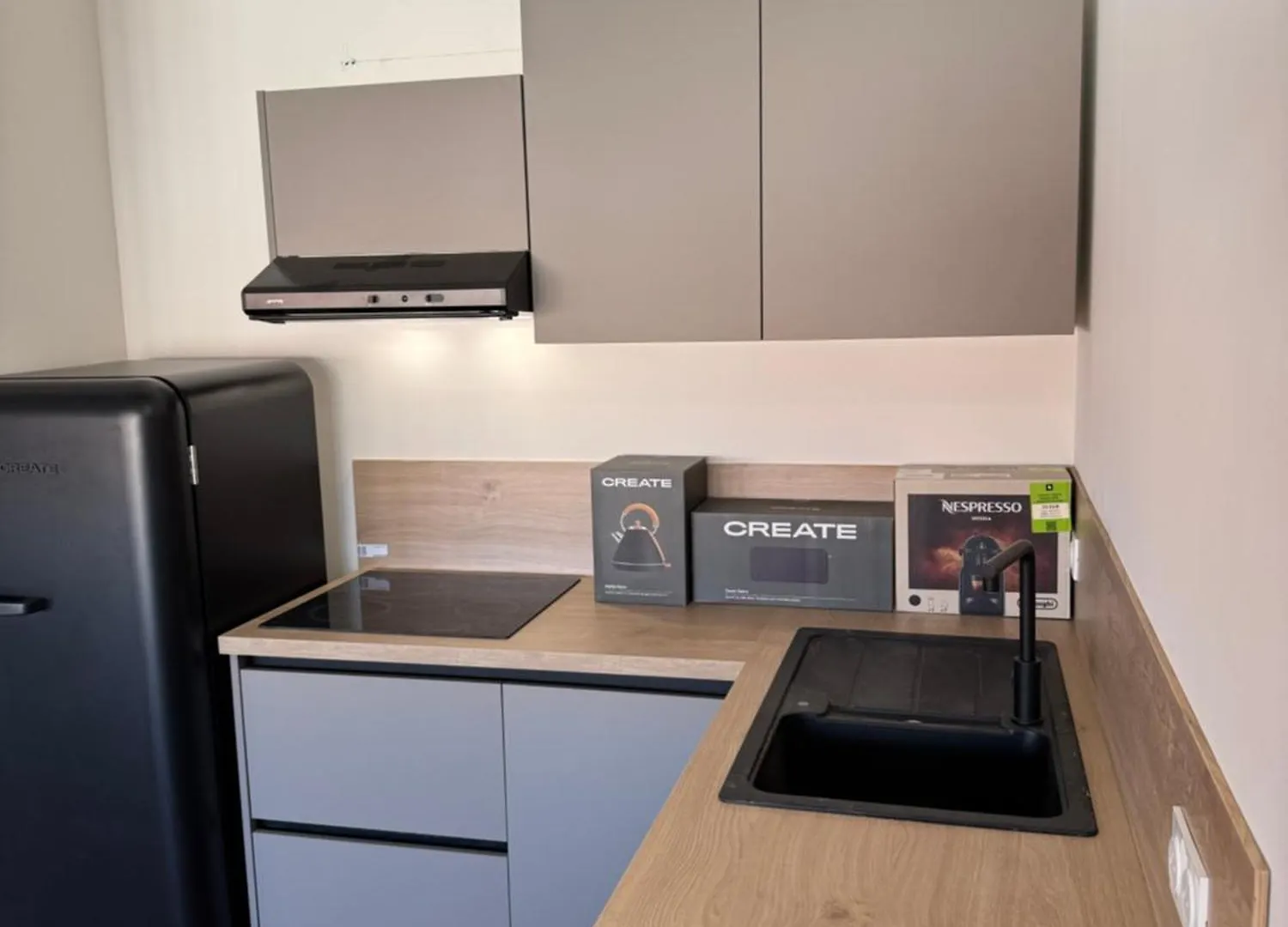 #401 Heart Of Vieil Antibes - Place Nationale-High-End Newly Renovated & Furnished Appartment France